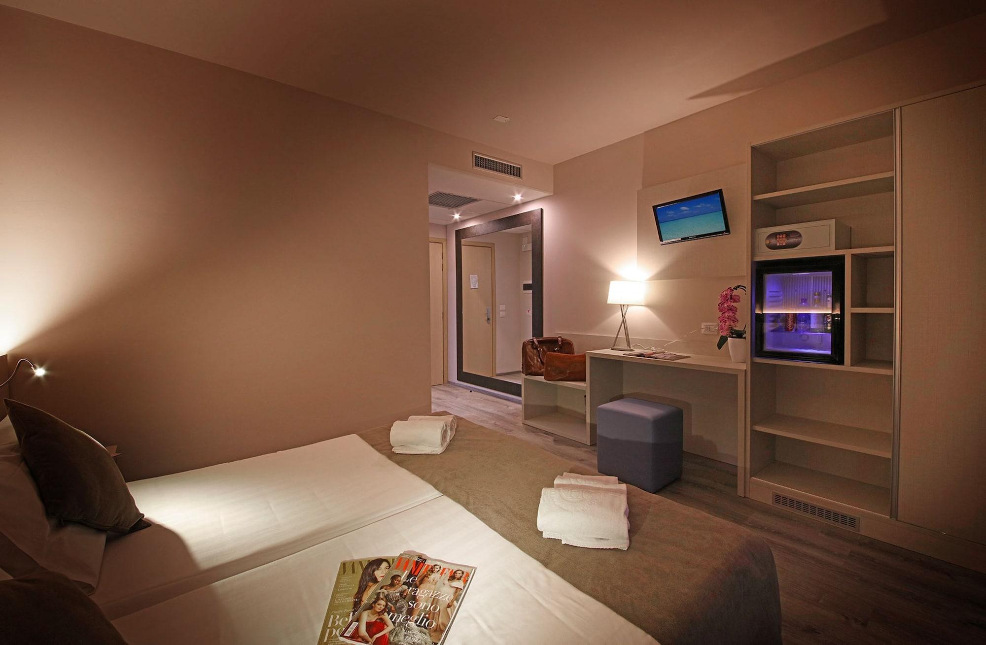 Spa Hotel Splendid Sole Манерба-дель-Гарда Екстер'єр фото